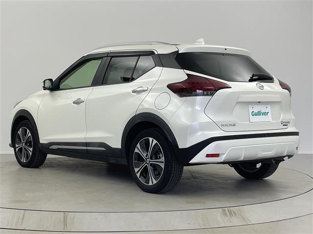 キックス Ｘ　禁煙車　アラウンドビューモニター　プロパイロット　純正９型ナビ　フルセグＴＶ　ＥＴＣ　デジタルインナーミラー　純正ドライブレコーダー　シートヒーター　ハーフレザーシート　ステアリングヒーター　ＬＥＤ（19枚目）