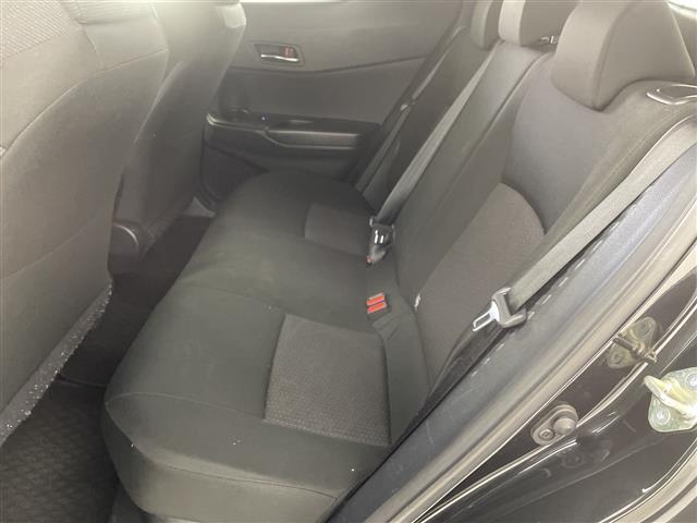 Ｃ－ＨＲ Ｓ　ＬＥＤパッケージ　禁煙車　純正７型ナビ　フルセグＴＶ　ＢＴ　レーダークルーズコントロール　２．０ＥＴＣ　バックカメラ　オートハイビーム　ステアリングリモコン　電動パーキングブレーキ　前後ドライブレコーダー（32枚目）