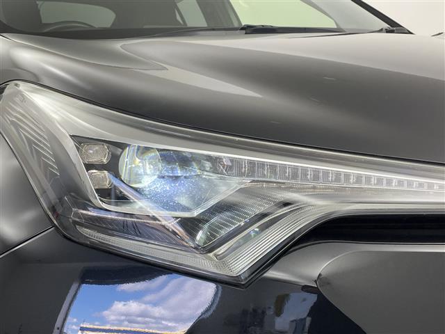 Ｃ－ＨＲ Ｓ　ＬＥＤパッケージ　禁煙車　純正７型ナビ　フルセグＴＶ　ＢＴ　レーダークルーズコントロール　２．０ＥＴＣ　バックカメラ　オートハイビーム　ステアリングリモコン　電動パーキングブレーキ　前後ドライブレコーダー（39枚目）