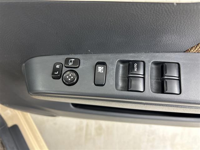 ������тm���C�P���̃K���o�[�����炱���ł��鍂������I���Q�O�Q�O�N�P���@�i���j���{�\����������������ׁi�������ÎԔ���s��̑�蔃����Ǝ҂�ΏۂƂ����u���Î����Ԕ���䐔�m���D�P�����v���j