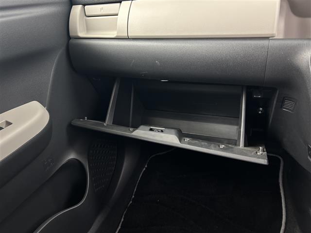 パッソ モーダ　禁煙車／車線逸脱／トヨタセーフティーセンス／オートマチックハイビーム／スマートキー／オートライト／オートエアコン／アイドリングストップ／ＬＥＤヘッドライト／クリアランスソナー／盗難防止装置（27枚目）