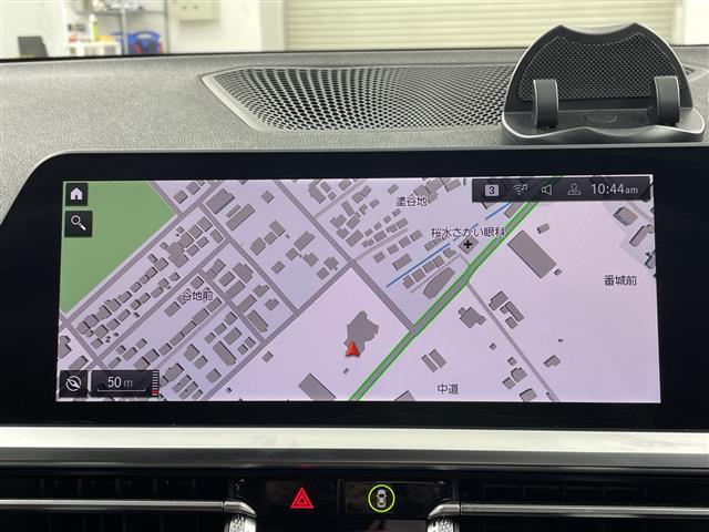 3シリーズ 320d xDrive Mスポーツ 禁煙車 4WD 純正ナビ 全周囲カメラ 電動バックドア アクティブクルーズコントロール フルセグTV 前後ドライブレコーダー 前席パワーシート シートヒーター Wエアコン 純正AW付サマータイヤ車載(3枚目)