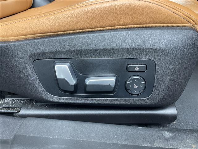 3シリーズ 320d xDrive Mスポーツ 禁煙車 4WD 純正ナビ 全周囲カメラ 電動バックドア アクティブクルーズコントロール フルセグTV 前後ドライブレコーダー 前席パワーシート シートヒーター Wエアコン 純正AW付サマータイヤ車載(6枚目)