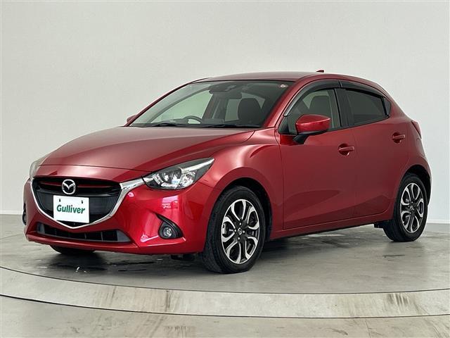 デミオ 　禁煙車／純正ナビ／衝突軽減／クルーズコントロール／カラーヘッドアップディスプレイ／パドルシフト／オートライト／オートエアコン／シートヒーター／ＬＥＤヘッドライト／フルセグ／Ｂｌｕｅｔｏｏｔｈ（18枚目）