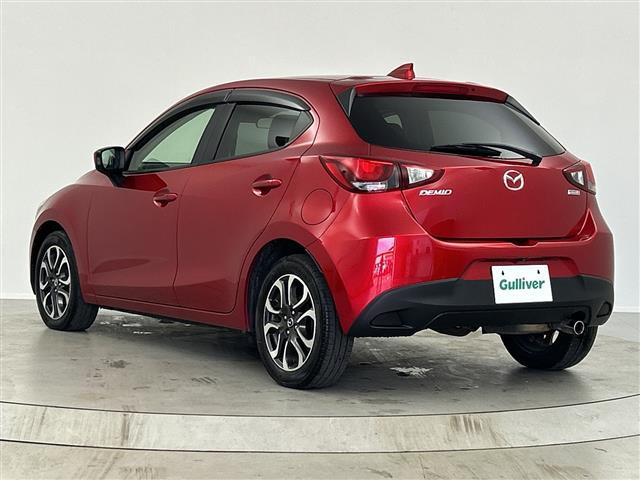 デミオ 　禁煙車／純正ナビ／衝突軽減／クルーズコントロール／カラーヘッドアップディスプレイ／パドルシフト／オートライト／オートエアコン／シートヒーター／ＬＥＤヘッドライト／フルセグ／Ｂｌｕｅｔｏｏｔｈ（19枚目）