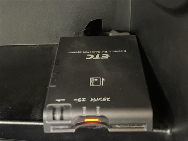 ノート e-パワー X 禁煙車 アラウンドビューモニター デジタルインナーミラー 純正7型ナビ フルセグTV レーダークルーズコントロール 前後ドライブレコーダー レーンアシスト エンジンスターター ETC オートライト(6枚目)