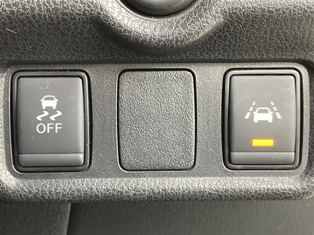 ノート e-パワー X 禁煙車 アラウンドビューモニター デジタルインナーミラー 純正7型ナビ フルセグTV レーダークルーズコントロール 前後ドライブレコーダー レーンアシスト エンジンスターター ETC オートライト(7枚目)