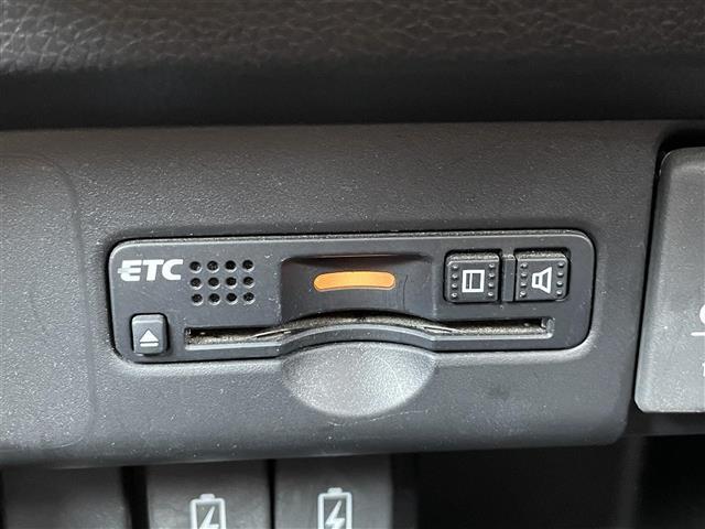 店頭在庫以外にも全国約４万台※の在庫から、ぴったりな１台をご提案します！※２０２３年１０月現在の在庫台数です。売約済の可能性があります。