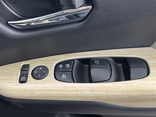 みなさまのお車選びのお手伝いをさせてください！スタッフ一同心よりご来店、お問い合わせをお待ちしております！