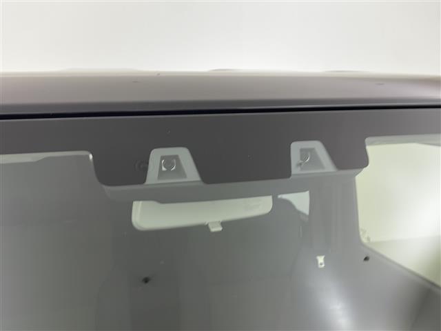 ジムニーノマド ＦＣ　２／４ＷＤ切り替え　デュアルカメラブレーキサポート　先行車発進お知らせ　標識認識機能　アダプティブクルーズコントロール　車線逸脱警報機能　ふらつき警報機能　前席シートヒーター　コーナーセンサー（2枚目）