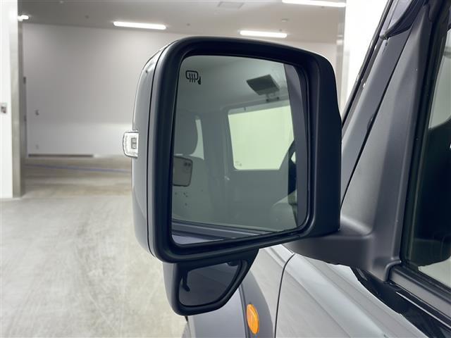 ジムニーノマド ＦＣ　２／４ＷＤ切り替え　デュアルカメラブレーキサポート　先行車発進お知らせ　標識認識機能　アダプティブクルーズコントロール　車線逸脱警報機能　ふらつき警報機能　前席シートヒーター　コーナーセンサー（5枚目）