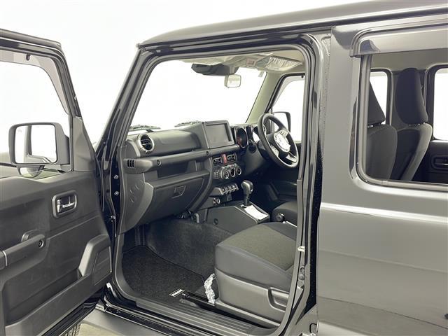 ジムニーノマド ＦＣ　２／４ＷＤ切り替え　デュアルカメラブレーキサポート　先行車発進お知らせ　標識認識機能　アダプティブクルーズコントロール　車線逸脱警報機能　ふらつき警報機能　前席シートヒーター　コーナーセンサー（20枚目）