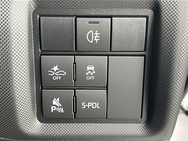 ライズ Ｚ　登録済未使用車　純正ディスプレイオーディオ　フルセグＴＶ　バックカメラ　プリクラッシュセーフティ　レーダークルーズコントロール　シートヒーター　ＬＥＤヘッドライト　スマートキー　純正１７インチＡＷ（5枚目）