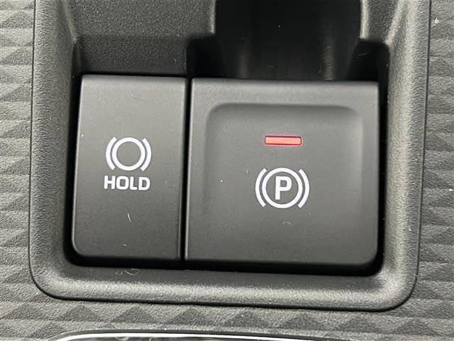 ライズ Ｚ　登録済未使用車　純正ディスプレイオーディオ　フルセグＴＶ　バックカメラ　プリクラッシュセーフティ　レーダークルーズコントロール　シートヒーター　ＬＥＤヘッドライト　スマートキー　純正１７インチＡＷ（6枚目）