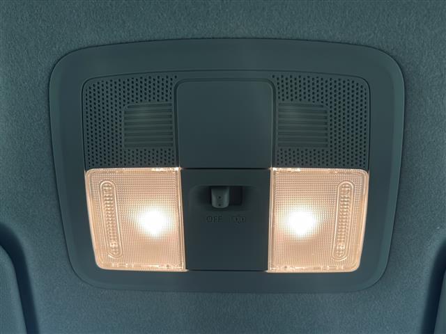 ライズ Ｚ　登録済未使用車　純正ディスプレイオーディオ　フルセグＴＶ　バックカメラ　プリクラッシュセーフティ　レーダークルーズコントロール　シートヒーター　ＬＥＤヘッドライト　スマートキー　純正１７インチＡＷ（22枚目）