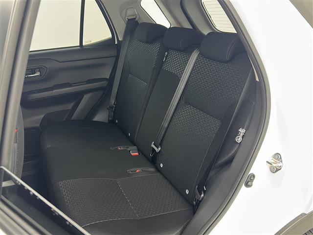 ライズ Ｚ　登録済未使用車　純正ディスプレイオーディオ　フルセグＴＶ　バックカメラ　プリクラッシュセーフティ　レーダークルーズコントロール　シートヒーター　ＬＥＤヘッドライト　スマートキー　純正１７インチＡＷ（25枚目）