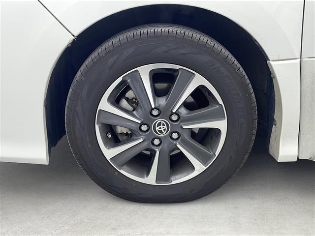 ヴォクシー ＺＳ　煌ＩＩＩ　９インチナビ　後席モニター　ＥＴＣ　クルーズコントロール　バックカメラ　ビルトインＥＴＣ　オートライト　ＬＥＤヘッドライト　フロントフォグランプ　純正フロアマット　純正ドアバイザー（40枚目）