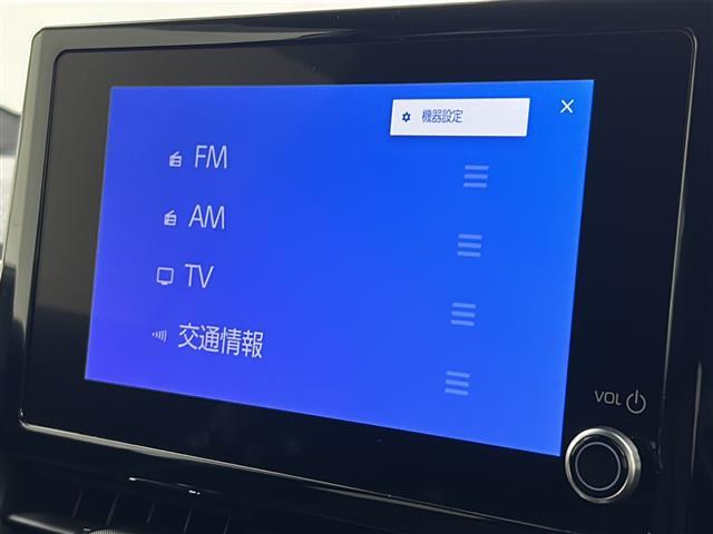カローラクロス ハイブリッド　Ｚ　純正ディスプレイオーディオ　トヨタセーフティセンス　オートライト　クリアランスソナーヘッドライト　レベライザー　フォグランプ　電動格納ミラー　ミラーウインカー　ドアバイザー　ルーフレール　ＥＴＣ（4枚目）