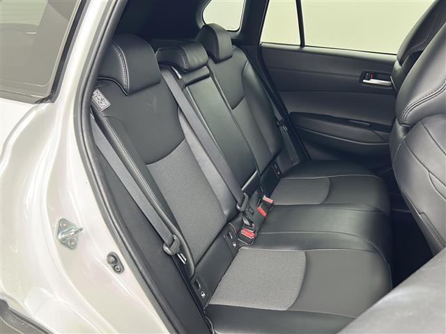 カローラクロス ハイブリッド　Ｚ　純正ディスプレイオーディオ　トヨタセーフティセンス　オートライト　クリアランスソナーヘッドライト　レベライザー　フォグランプ　電動格納ミラー　ミラーウインカー　ドアバイザー　ルーフレール　ＥＴＣ（27枚目）