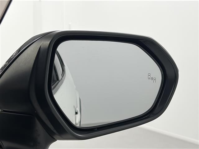 ヤリスクロス Ｚ　ワンオーナーディスプレイオーディオ全方位カメラトヨタセーフティセンスハーフレザーシートパワーシートシートヒータービルトインＥＴＣ前後ドライブレコーダーＬＥＤヘッドライトオートライト取扱説明書（6枚目）