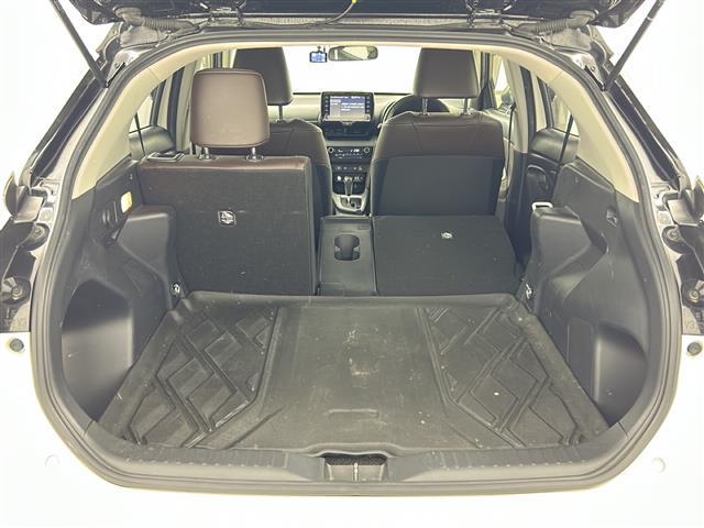 ヤリスクロス Ｚ　ワンオーナーディスプレイオーディオ全方位カメラトヨタセーフティセンスハーフレザーシートパワーシートシートヒータービルトインＥＴＣ前後ドライブレコーダーＬＥＤヘッドライトオートライト取扱説明書（31枚目）