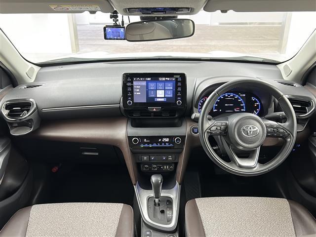 ヤリスクロス Ｚ　ワンオーナーディスプレイオーディオ全方位カメラトヨタセーフティセンスハーフレザーシートパワーシートシートヒータービルトインＥＴＣ前後ドライブレコーダーＬＥＤヘッドライトオートライト取扱説明書（42枚目）