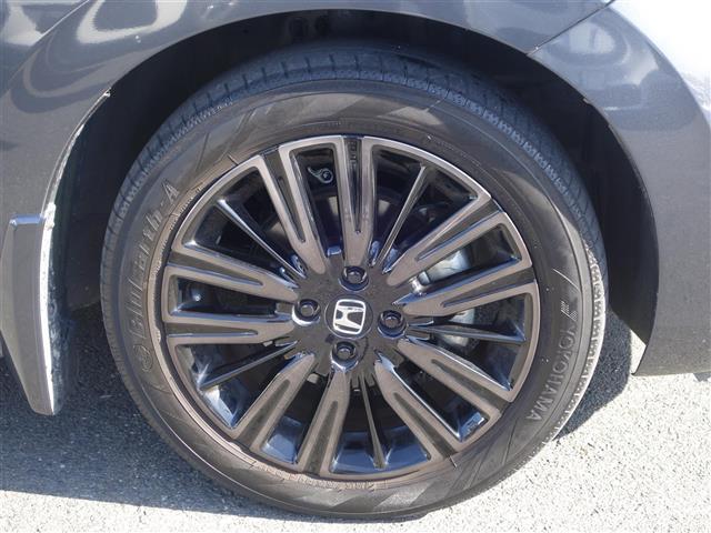 フィット ｅ：ＨＥＶホーム　２０周年特別仕様車　カーサ（19枚目）