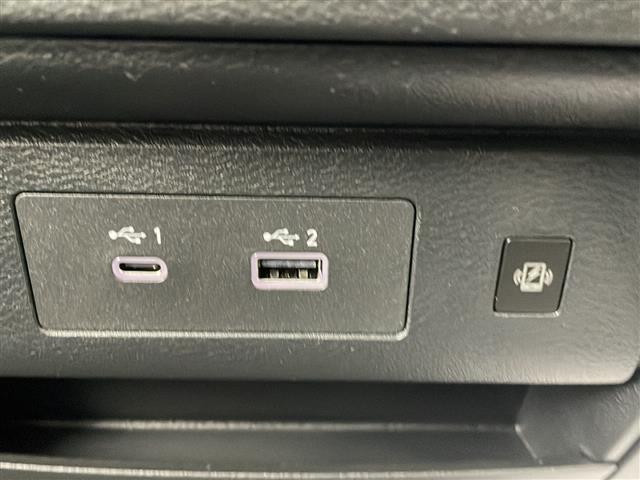 セレナ e-パワー ハイウェイスターV 登録済未使用車12.3インチ日産コネクトナビアラウンドビューモニターエマージェンシーブレーキ車線逸脱警報ブラインドスポットモニタープロパイロットインテリジェントルームミラー両側パワースライドドア(9枚目)