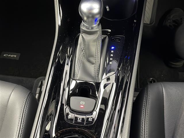 C-HR G モード ネロ セーフティプラス 純正9インチディスプレイオーディオ 全周囲カメラ TRDエアロ トヨタセーフティセンス 電動パーキングブレーキ オートブレーキホールド シートヒーター BSM ビルトインETC 前後ドラレコ ETC(11枚目)