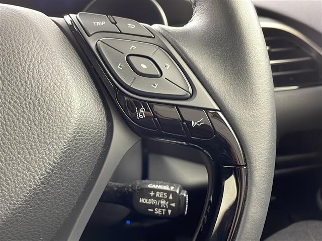 C-HR G モード ネロ セーフティプラス 純正9インチディスプレイオーディオ 全周囲カメラ TRDエアロ トヨタセーフティセンス 電動パーキングブレーキ オートブレーキホールド シートヒーター BSM ビルトインETC 前後ドラレコ ETC(13枚目)