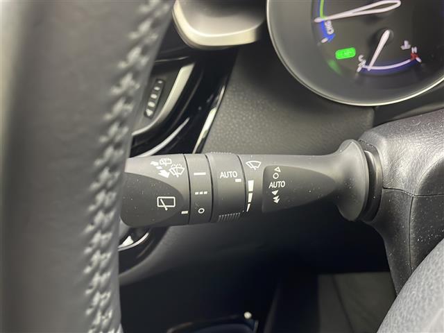 C-HR G モード ネロ セーフティプラス 純正9インチディスプレイオーディオ 全周囲カメラ TRDエアロ トヨタセーフティセンス 電動パーキングブレーキ オートブレーキホールド シートヒーター BSM ビルトインETC 前後ドラレコ ETC(14枚目)