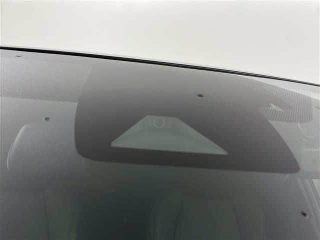 C-HR G モード ネロ セーフティプラス 純正9インチディスプレイオーディオ 全周囲カメラ TRDエアロ トヨタセーフティセンス 電動パーキングブレーキ オートブレーキホールド シートヒーター BSM ビルトインETC 前後ドラレコ ETC(19枚目)