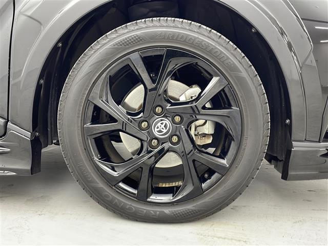 C-HR G モード ネロ セーフティプラス 純正9インチディスプレイオーディオ 全周囲カメラ TRDエアロ トヨタセーフティセンス 電動パーキングブレーキ オートブレーキホールド シートヒーター BSM ビルトインETC 前後ドラレコ ETC(39枚目)