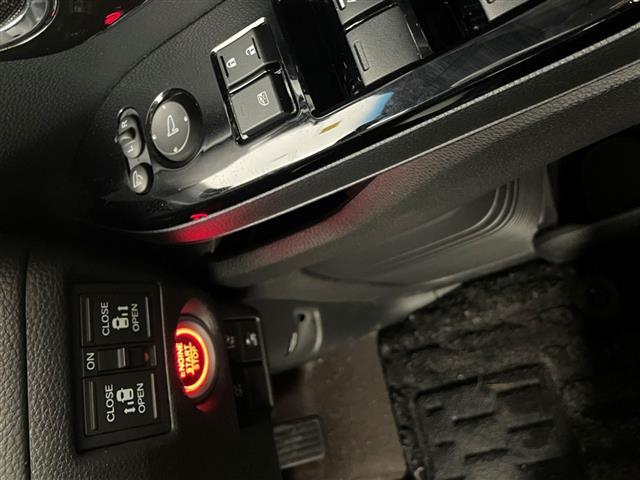 N-BOXカスタム G・EXホンダセンシング 社外SDナビDTV Bカメラ 両側パワースライドドア シートヒーター LEDライト ビルトインETC ミラー型ドライブレコーダー ホンダセンシング ステアリングスイッチ スマートキー(18枚目)
