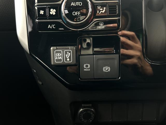 ルーミー カスタムＧ－Ｔ　純正９インチディスプレイオーディオ（ＢＴ／ＣａｒＰｌａｙ）　全周囲カメラ　両側パワースライドドア　衝突被害軽減ブレーキ　ＡＣＣ　ＬＫＡ　両側パワースライドドア　ＬＥＤヘッドライト　ＡＵＴＯライト（16枚目）