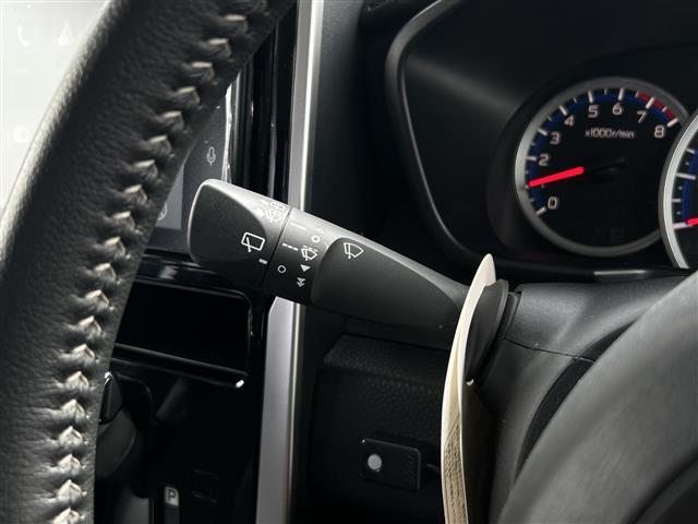 ルーミー カスタムＧ－Ｔ　純正９インチディスプレイオーディオ（ＢＴ／ＣａｒＰｌａｙ）　全周囲カメラ　両側パワースライドドア　衝突被害軽減ブレーキ　ＡＣＣ　ＬＫＡ　両側パワースライドドア　ＬＥＤヘッドライト　ＡＵＴＯライト（19枚目）