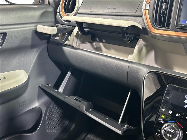 パッソ モーダ 純正ナビ ETC 前後ドライブレコーダー アイドリングストップ パーキングアシスト 前後コーナーセンサー オートマチックハイビーム 横滑り防止装置 レーンキープアシスト(19枚目)