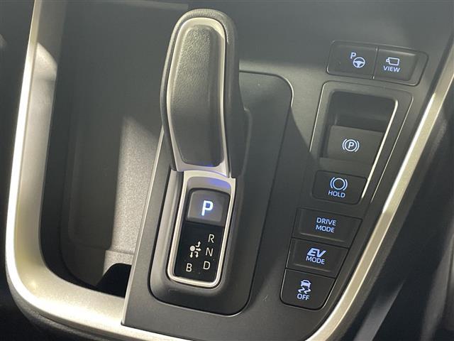 ヴォクシー ハイブリッドＳ－Ｚ　登録済未使用車　１０．５型ＤＡ　ユニバーサルステップ　快適利便ＰＫＧＨＩ　デジタルミラー　トヨタチームメイト　アドバンストパーク　全方位　ステアリングヒーター　ＰＢＤ　両側電動　ＬＥＤ　ＥＴＣ　ＢＳＭ（15枚目）