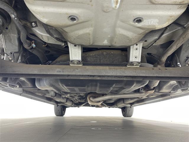 ミラココア ココアプラスX ワンオーナー CDオーディオ スマートキー アイドリングストップ 純正14インチアルミホイール ルーフレール 盗難防止装置 キセノンヘッドライト オートエアコン 純正フロアマット Wエアバッグ(2枚目)