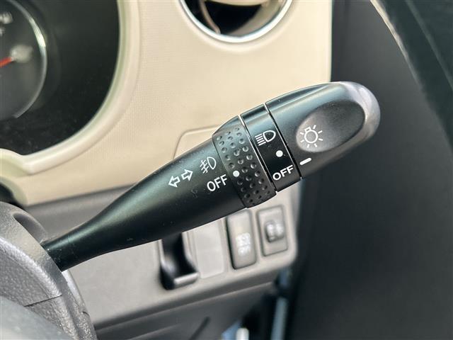 ミラココア ココアプラスX ワンオーナー CDオーディオ スマートキー アイドリングストップ 純正14インチアルミホイール ルーフレール 盗難防止装置 キセノンヘッドライト オートエアコン 純正フロアマット Wエアバッグ(18枚目)