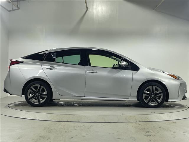 プリウス Ａプレミアム　ツーリングセレクション　４ＷＤ　純正９型ナビ　全方位　ドラレコ前後　レーダークルコン　前席シートヒーター　レザーシート　Ｄ席パワーシート　ＥＴＣ　ＬＥＤ　オートライト　オートハイビーム　ＰＣＳ　純正１７ＡＷ　スマートキー（36枚目）