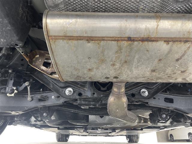 プリウス Ａプレミアム　ツーリングセレクション　４ＷＤ　純正９型ナビ　全方位　ドラレコ前後　レーダークルコン　前席シートヒーター　レザーシート　Ｄ席パワーシート　ＥＴＣ　ＬＥＤ　オートライト　オートハイビーム　ＰＣＳ　純正１７ＡＷ　スマートキー（43枚目）