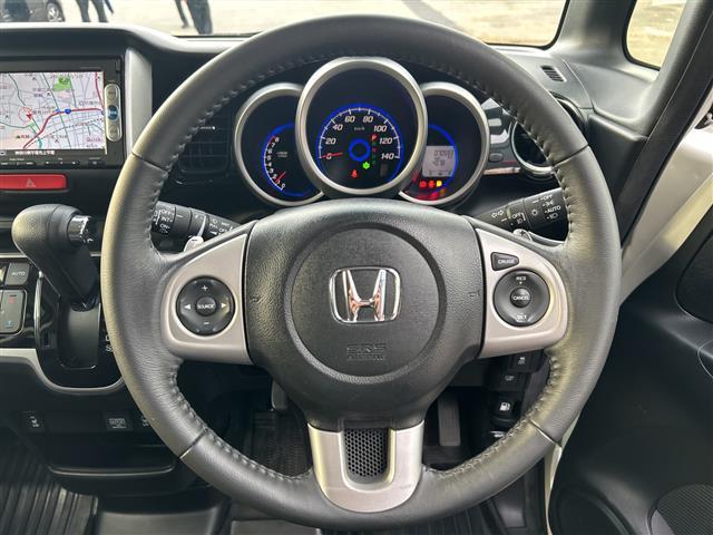 N-BOXカスタム G ターボSSパッケージ 純正インターナビ(VXM-155VSi) 両側パワースライドドア 前席シートヒーター TV BT バックカメラ ETC クルーズコントロール プッシュスタート スマートキー 純正フロアマット(9枚目)