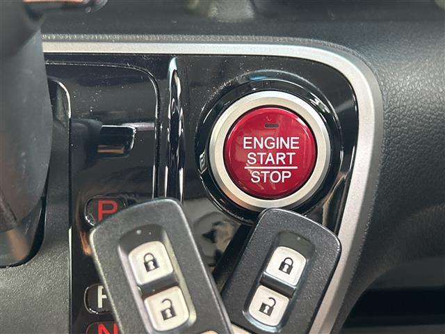 N-BOXカスタム G ターボSSパッケージ 純正インターナビ(VXM-155VSi) 両側パワースライドドア 前席シートヒーター TV BT バックカメラ ETC クルーズコントロール プッシュスタート スマートキー 純正フロアマット(19枚目)