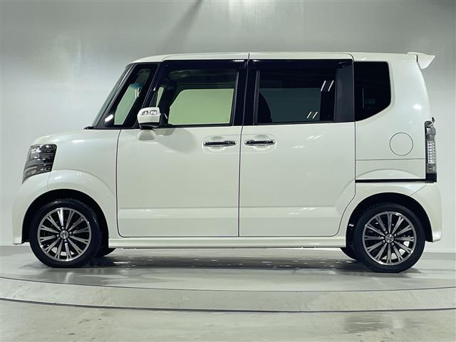 N-BOXカスタム G ターボSSパッケージ 純正インターナビ(VXM-155VSi) 両側パワースライドドア 前席シートヒーター TV BT バックカメラ ETC クルーズコントロール プッシュスタート スマートキー 純正フロアマット(32枚目)