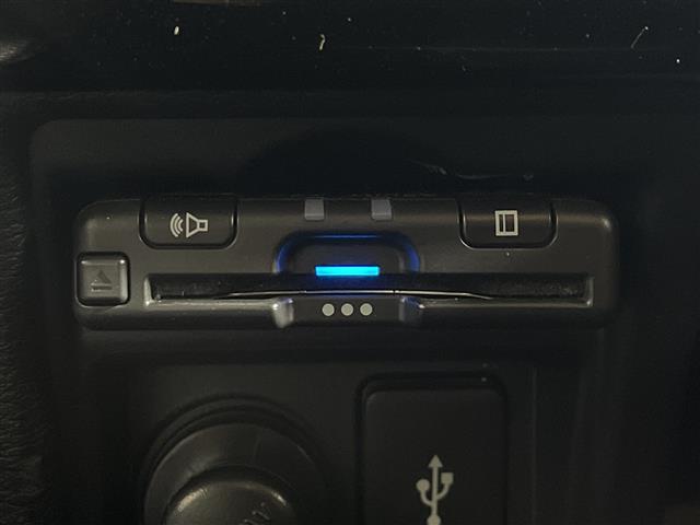 デリカD:5 ジャスパー 純正10.1ナビ 全方位カメラ 両側電動 ETC 革巻ステアリング ステアリングヒーター パドルシフト 衝突軽減 ACC LED フォグ 純正18インチAW パワーバックドア ハーフレザー(5枚目)