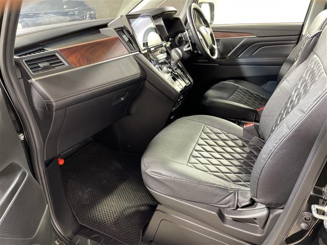 デリカD:5 ジャスパー 純正10.1ナビ 全方位カメラ 両側電動 ETC 革巻ステアリング ステアリングヒーター パドルシフト 衝突軽減 ACC LED フォグ 純正18インチAW パワーバックドア ハーフレザー(28枚目)