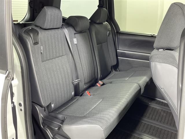 ヴォクシー ハイブリッドS-G 純正10.5型ディスプレイオーディオ 両側電動 Bカメラ トヨタセーフティセンス ETC2.0 LED ACC オートホールド 純16AW スマートキー スペアキー ISOFIX フロアマット(24枚目)