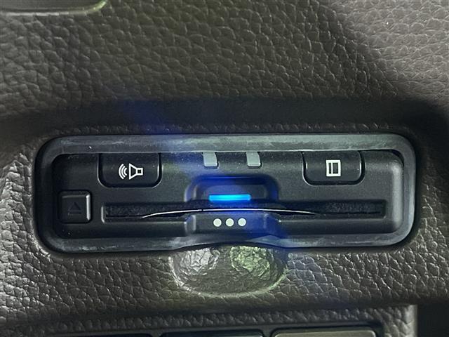 N-BOX L 純正ナビ 両側電動 ETC Bカメラ ホンダセンシング ACC LKAS フルセグ 充電用USB フルセグ Bluetooth ステリモ シートバックテーブル 後席サンシェード フロアマット(6枚目)