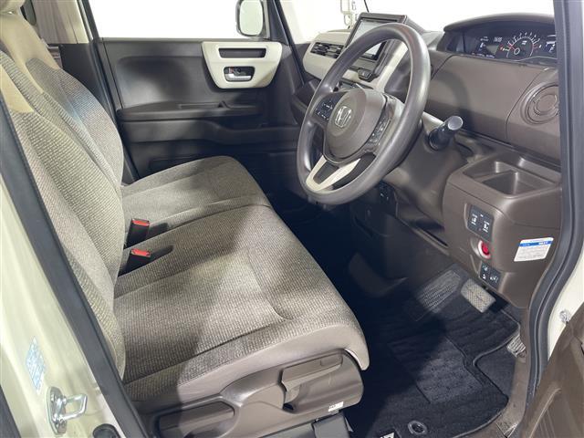 N-BOX L 純正ナビ 両側電動 ETC Bカメラ ホンダセンシング ACC LKAS フルセグ 充電用USB フルセグ Bluetooth ステリモ シートバックテーブル 後席サンシェード フロアマット(25枚目)